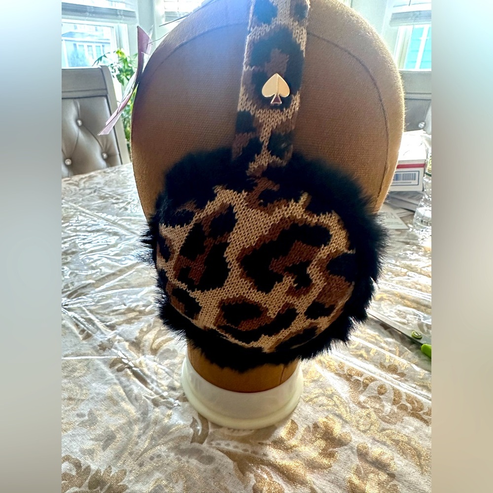 NWT KATE SPADE FAUX FUR TRIM, LEOPARD KNIT EAR MUFFS. One size fits most - Picture 3 of 6